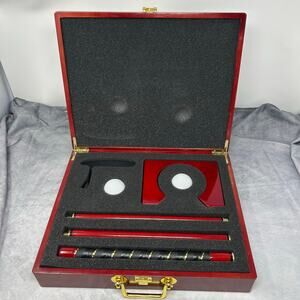 Portable Executive Golf Putting Set Rosewood Wooden Case Putter 2 Golf Balls